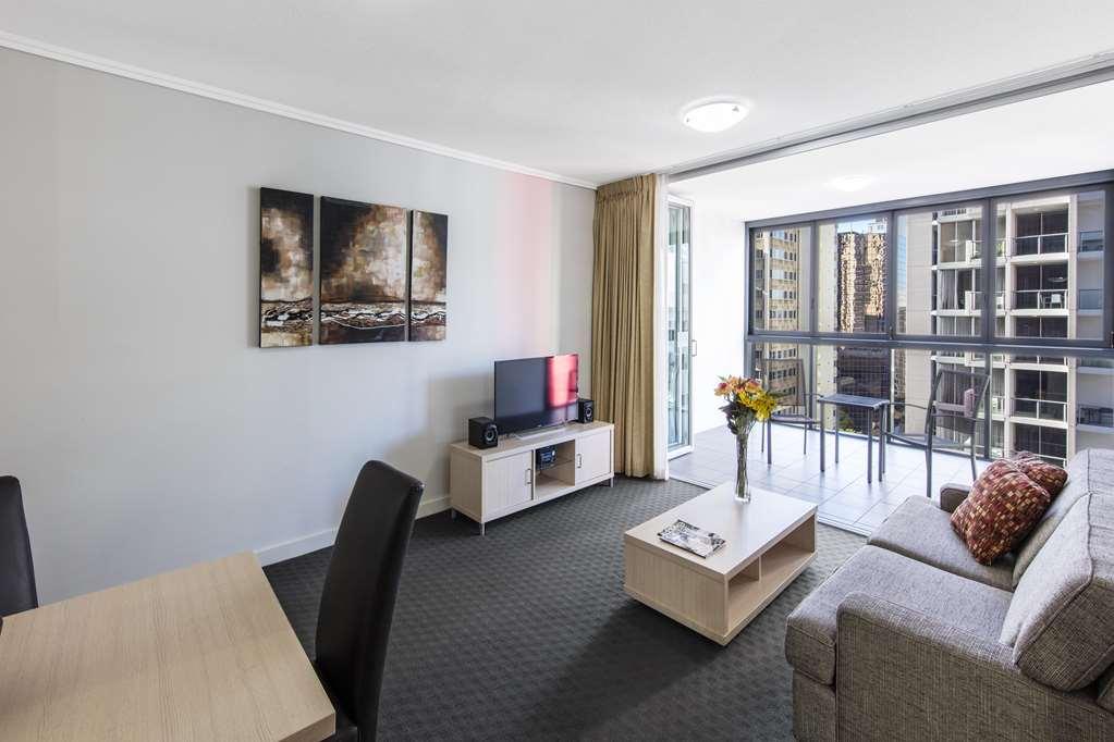 Oaks Brisbane On Charlotte Suites Δωμάτιο φωτογραφία